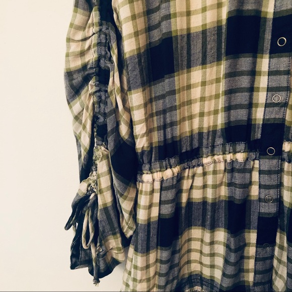 Free People Distressed Slouchy Plaid Flannel Top M - Picture 8 of 10
